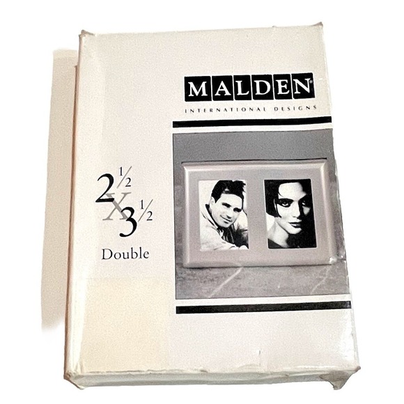 Silver Colored Double Picture Frame Holds 3.5" X 2.5" Photo Collage Modern - Picture 1 of 3